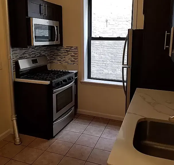 446 Senator St #8 — Photo 3