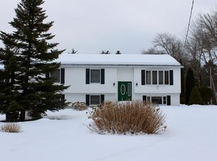 52 Ledge Rd, Seabrook, NH 03874