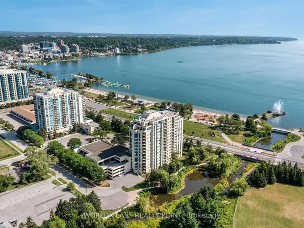 75 Ellen St Unit 207, Barrie, ON L4N 7R6