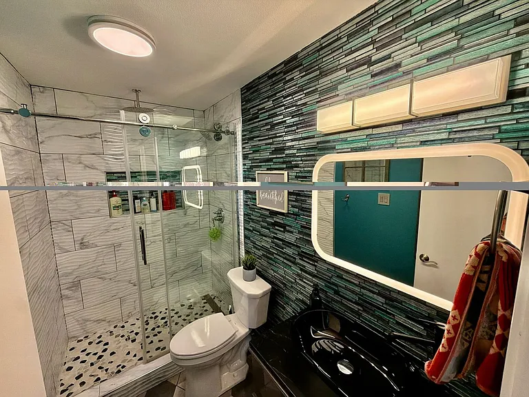 5838 Manchester Ln — Photo 20