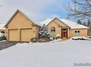 321 Ash Grove Ln, Oswego, IL 60543