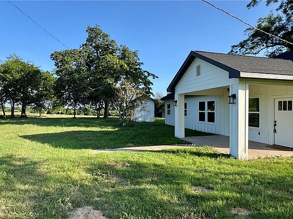 3rd image of 3917 Harbor Bolton Rd
