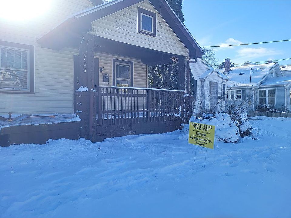 1st image of 726 E Maywood Ave