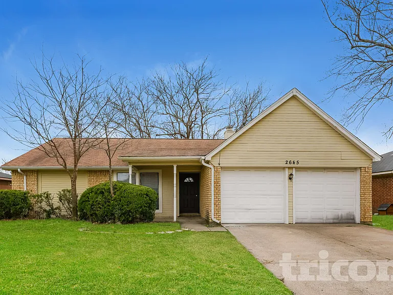 2645 Danberry Ln — Photo 1
