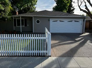 797 Coastland Dr, Palo Alto, CA 94303