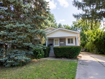 29148 Fairfax St, Southfield, MI, 48076