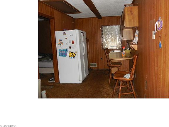 4th image of 34 Harold St