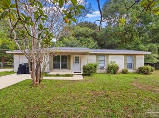 5180 Parkway Dr, Milton, FL 32570