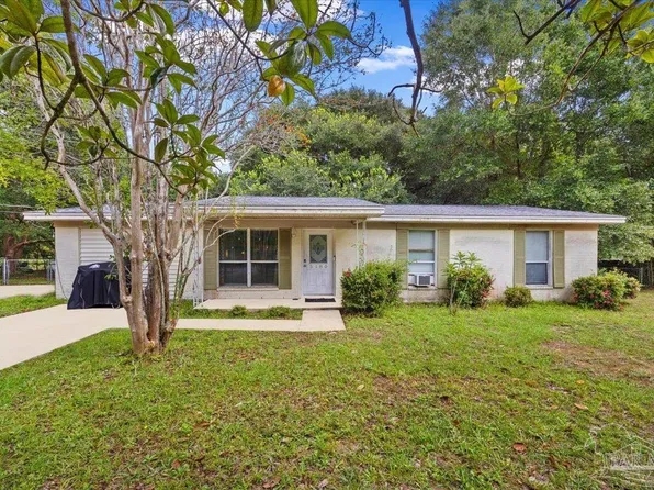 5180 Parkway Dr, Milton, FL 32570