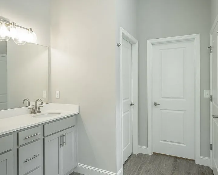 578 Strong Ave — Photo 20