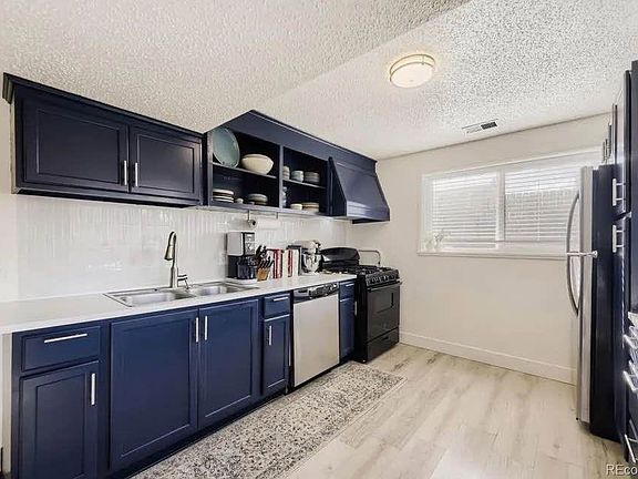 3rd image of 7056 W Rowland Ave #B