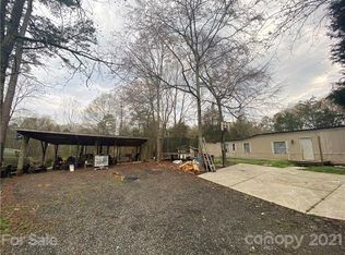 10482 Moores Chapel Rd, Charlotte, NC 28214