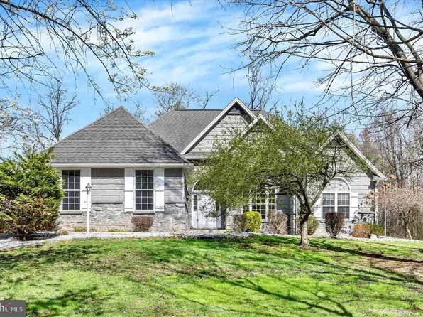 935 Silver Lake Rd, Lewisberry, PA 17339