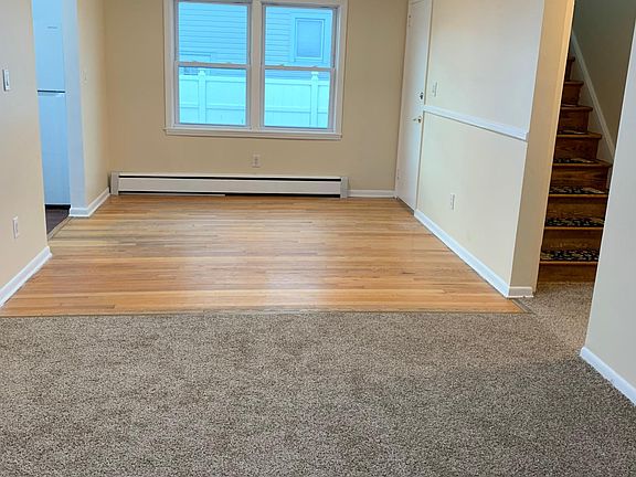 2nd image of 9 Norwich St