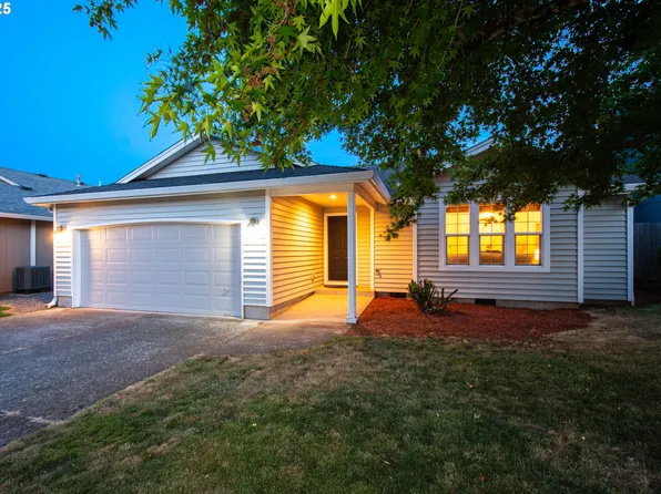 16215 NE 13th St, Vancouver, WA 98684