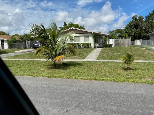 1631 43rd Street, West Palm Beach, FL 33407