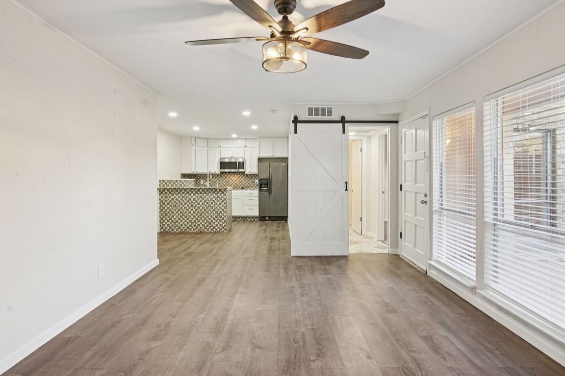 Boca Raton Blvd-L2712-006.jpg