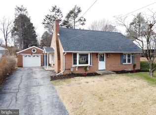 2120 Louise Ave, York, PA 17403