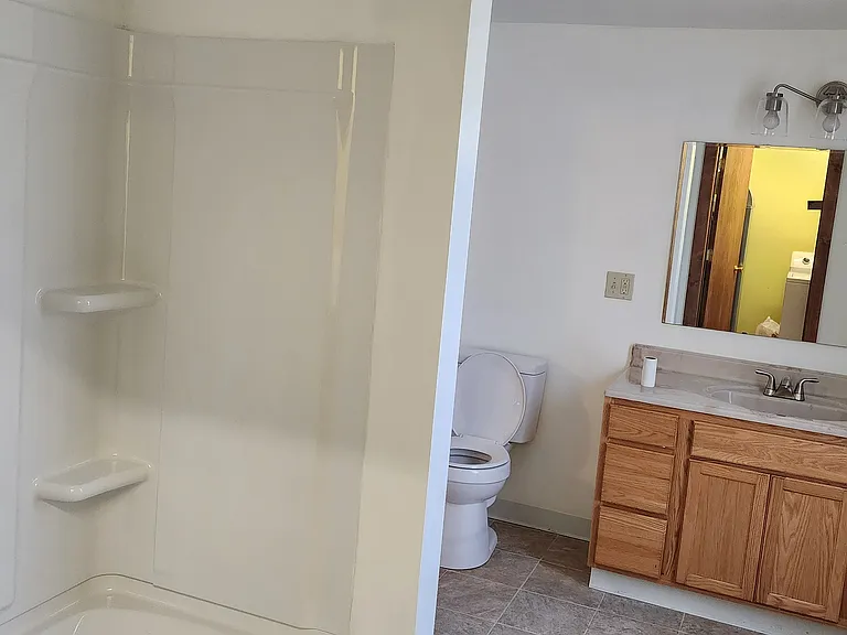 412 Main St #REAR — Photo 9