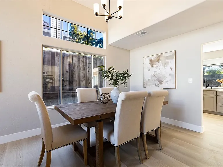 3292 Moreno Ave — Photo 12