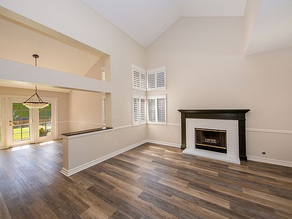 4th image of 27108 Rexford Pl