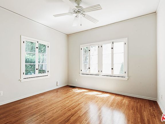 5th image of 736 N Occidental Blvd #1