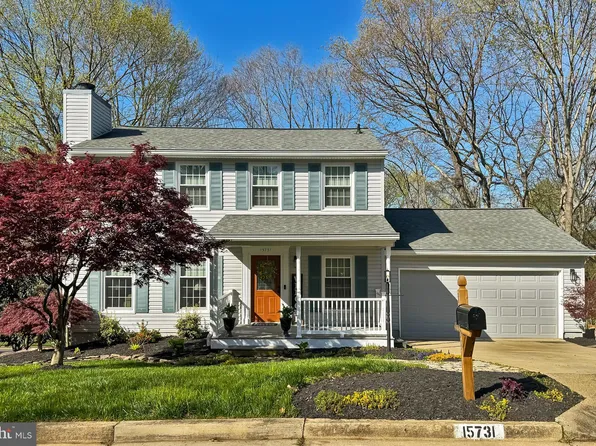 15731 Edgewood Dr, Dumfries, VA 22025