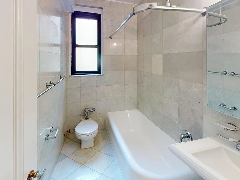 210 E 68th St #3-A — Photo 6