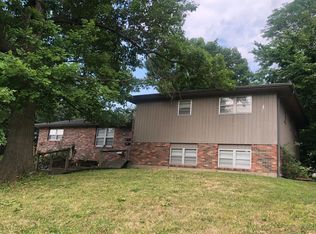 815 S Fairview Rd, Columbia, MO 65203