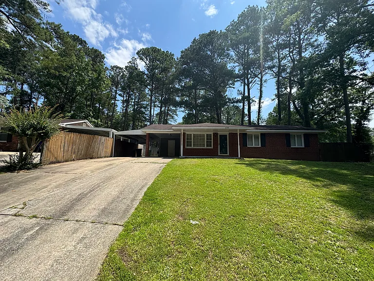 6108 King William Dr — Photo 1