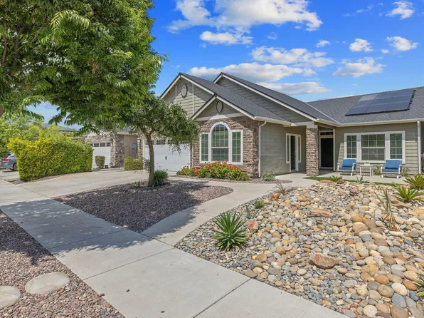 3938 W Vine Avenue, Visalia, CA 93291