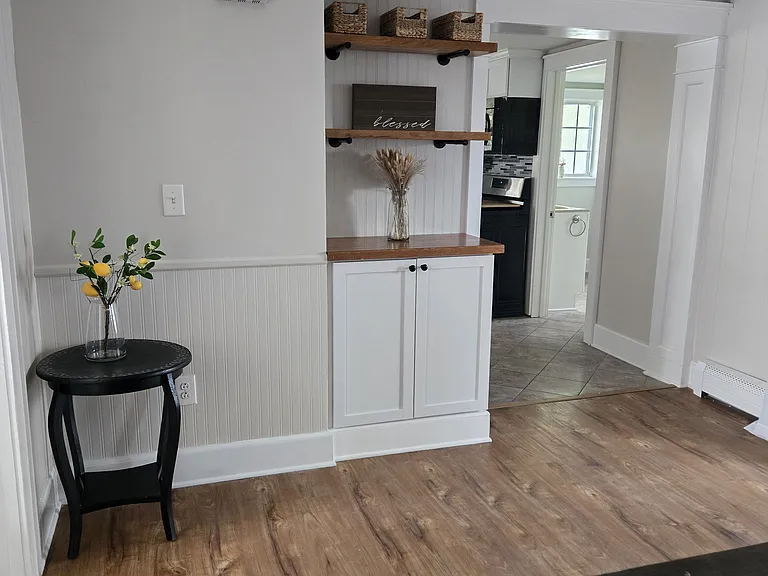 108 Center St #B — Photo 10