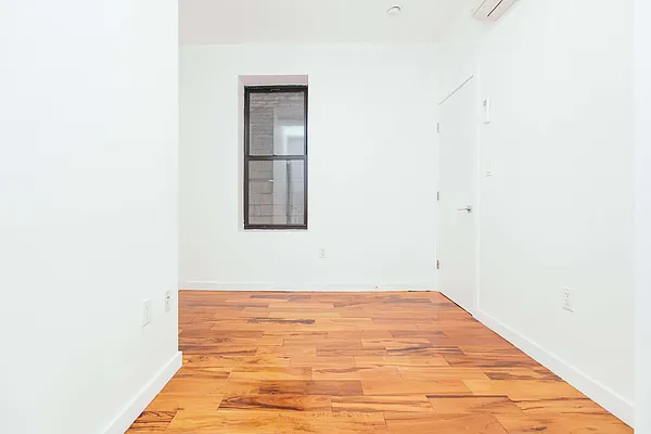 Rented by Nooklyn NYC LLC | media 8