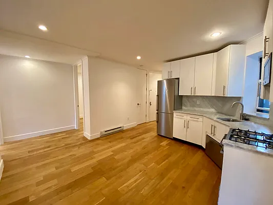 Rented by Abode Residential LLC | media 16