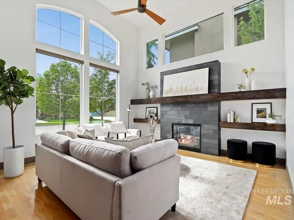 2863 S Palmatier Way, Boise, ID 83716