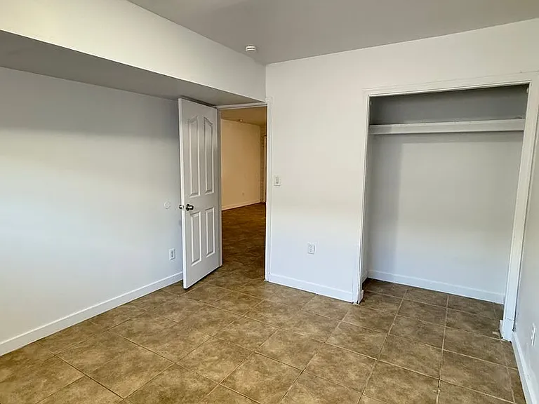 13913 N Palm St #12 — Photo 10