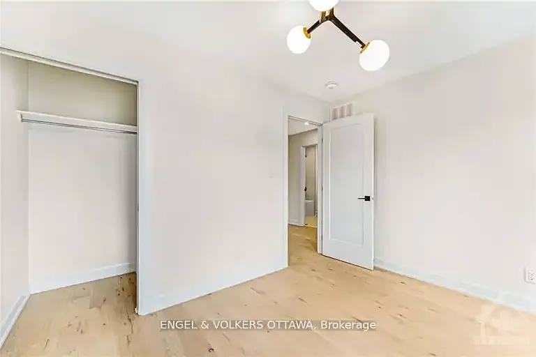 136 Carillon St #1A — Photo 10