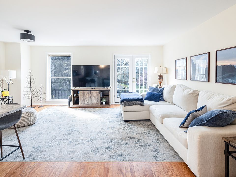 1st image of 10238 Arizona Cir