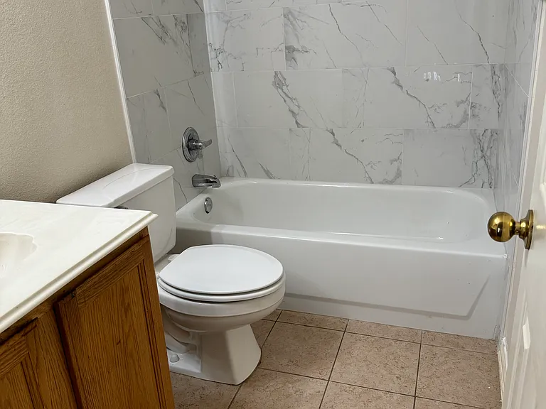 4428 Heath Ct — Photo 11