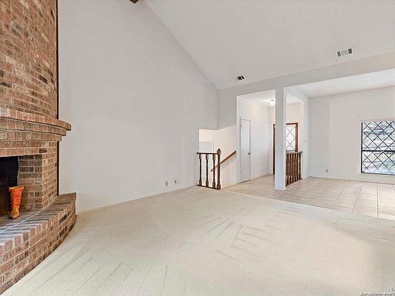 4th image of 7835 CREEK TRAIL ST