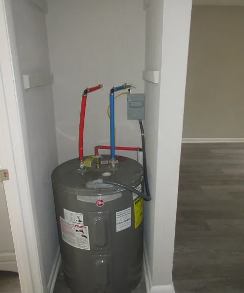 784 Terminal Ct #13 — Photo 14