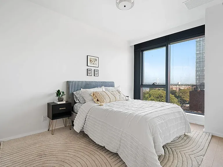 2286 Cropsey Ave #16H — Photo 5
