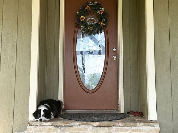 3rd image of 2133 Beverly Cox Dr