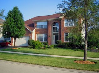 640 Conestoga Rd, Naperville, IL 60563