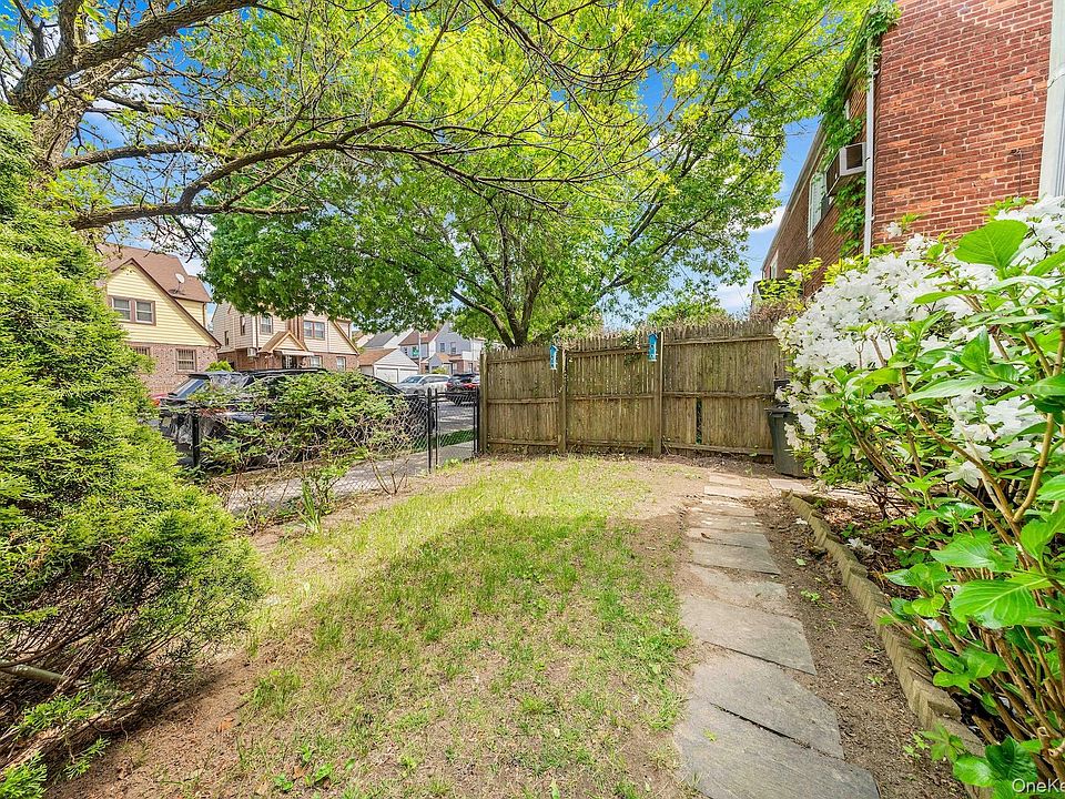 8318 164 Street, Jamaica, NY 11432 | Zillow