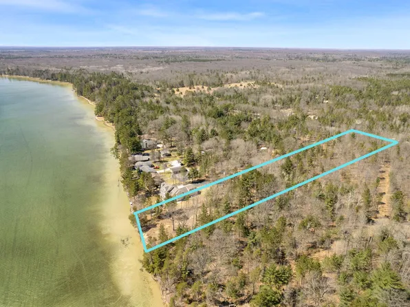 10 County Road 612, Lewiston, MI 49756