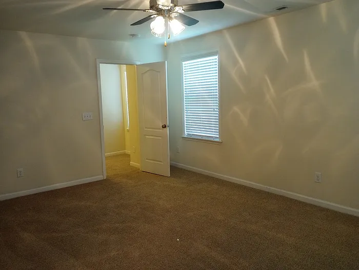 48 Hatfield Way — Photo 28