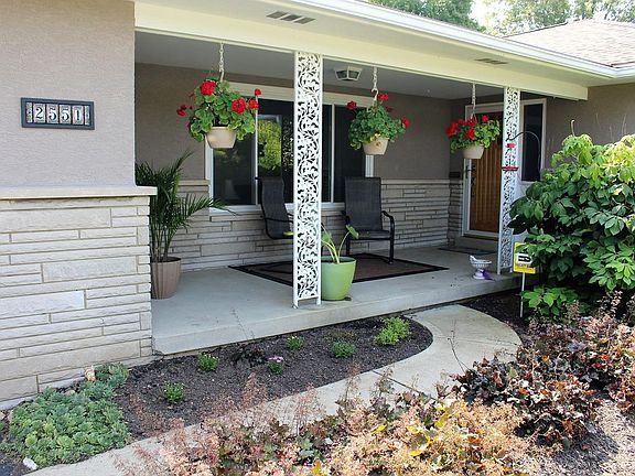 3rd image of 2551 Schaaf Dr