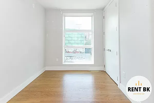 Rented by RENTBK LLC | media 6