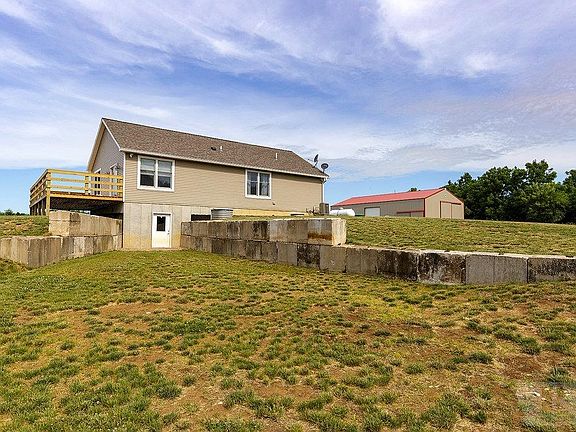 2nd image of 1673 Township Road 1600n